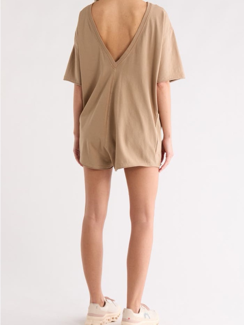 Free People L/XL Beige V‑Back Short Romper